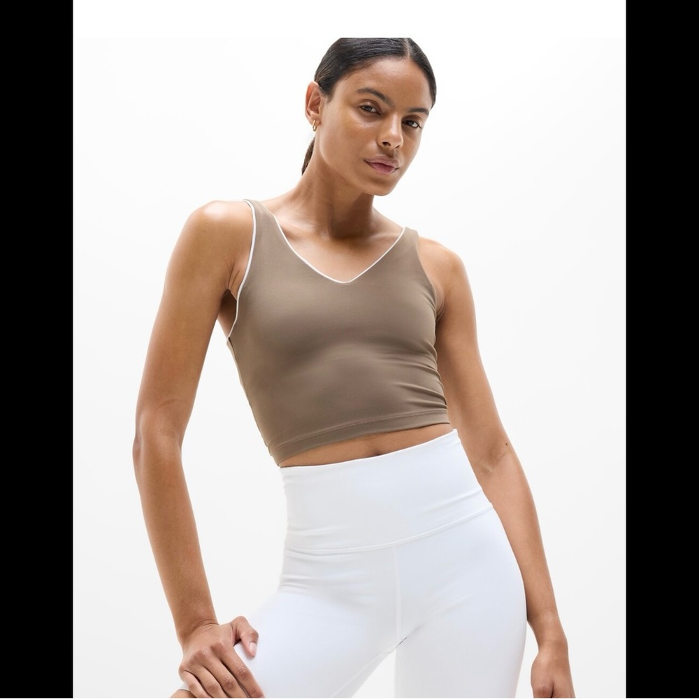 Athleta Transcend Tipped V Crop Sports Bra, Size L, NWT